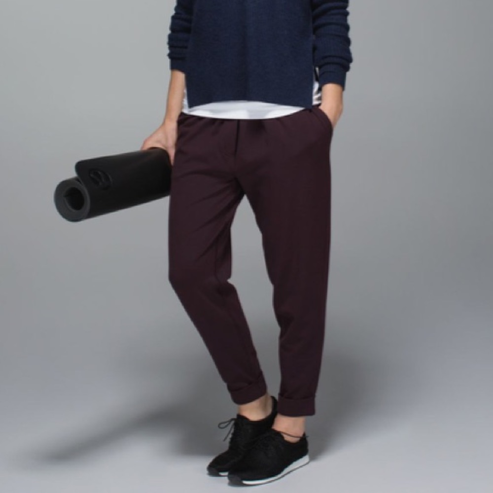 Lululemon Jet Crop *Luon